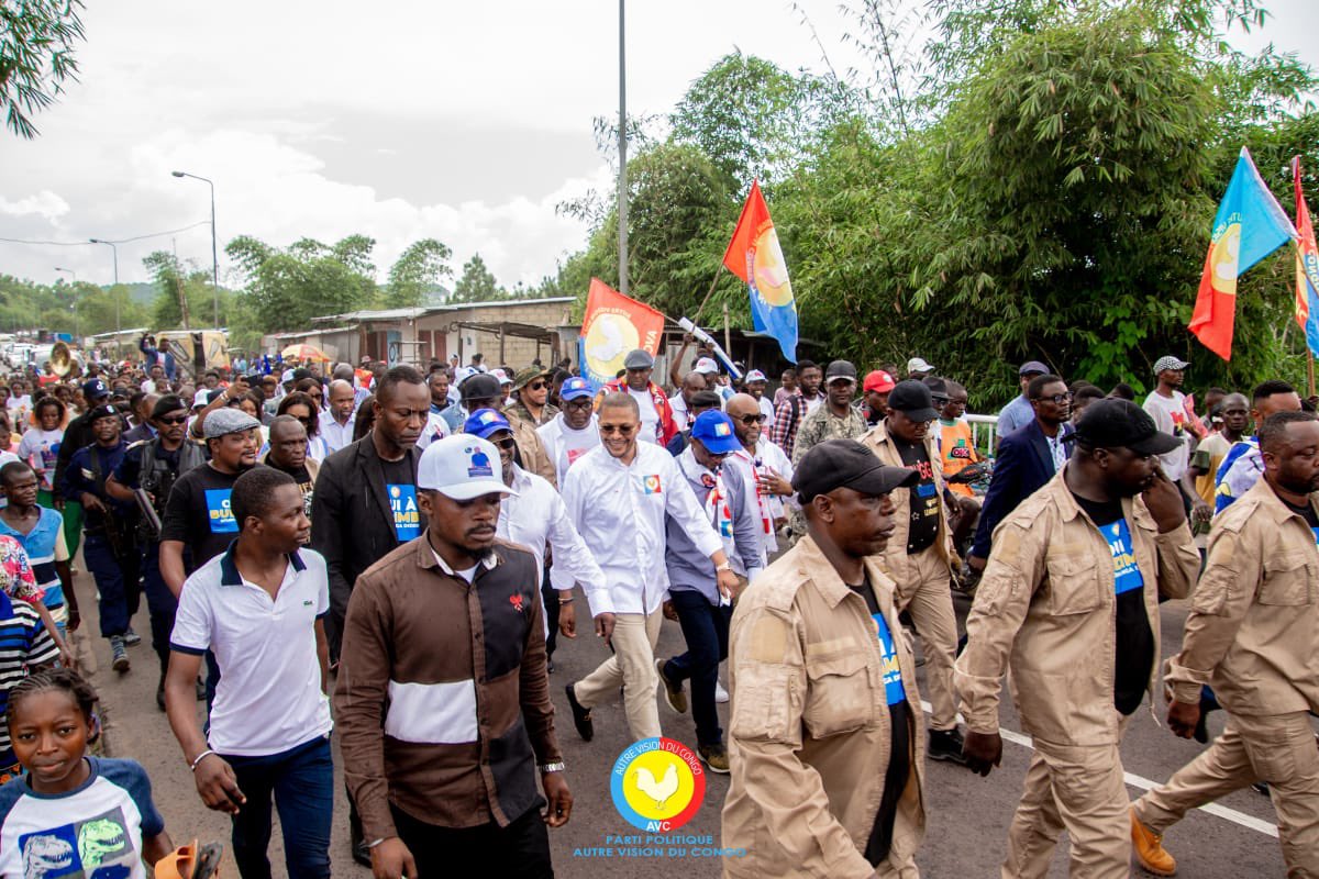 CiscoMulongo's tweet photo. RT @DidierBudimbu: On est ensemble. #Kasangulu #26/03 https://t.co/PHkqCZOIng
