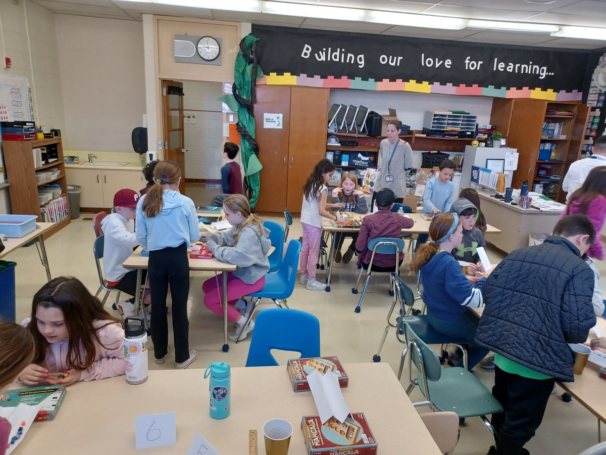 Mrs. Lango tweet media