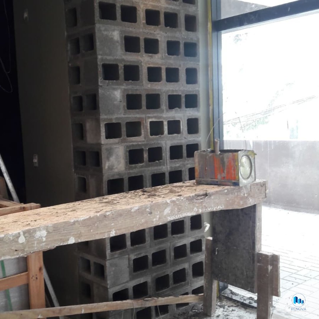 ConstrutoraRen2's tweet photo. Obra em restaurante!

Construção de expositor de vinho em bloco de concreto estrutural.

Entre em contato ATRAVÉS DO WHATSAPP:

☎️ WhatsApp e telefone: 
✅ (41) 3319-2789 

#engenharia #area #telhado #casanova #concretagem #equipeespecializada https://t.co/GH4jWYNr5P