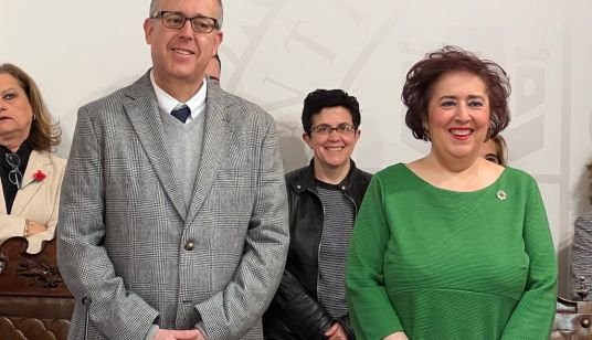 Inmensamente feliz por haber conseguido como investigadora principal la licitación,en concurrencia pública,de <a href="/fempcomunica/">FEMP</a> para hacer un estudio que mejorará la vida de las supervivientes de violencia de género y de sus hijos e hijas. ¡176.297 euros! 👩🏽‍🎓👠💜
Foto de <a href="/s24horas/">Salamanca24horas.com</a>