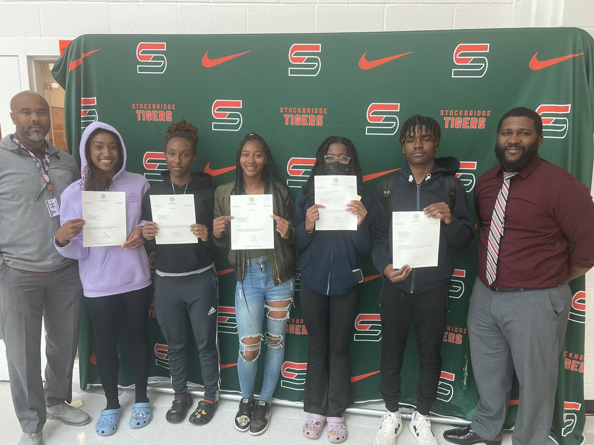 We had some track athletes @SHS_HCS honored by @HenryCounty Superior Court Judge Danielle Roberts on their outstanding accomplishments! @SHS_TigerSpeed @AthleticsHenry @HenryCountyBOE