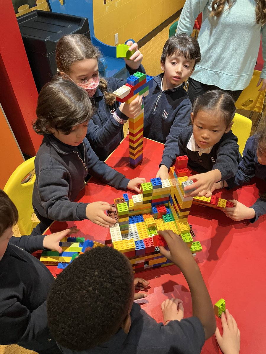 MrsBrowne12's tweet photo. We had a fantastic day at LegoLand! We worked together to create strong structures, explored mini Lego worlds and made different creations🧱 @StGregoryHCDSB @LEGO_Group https://t.co/h4YAjowj5y