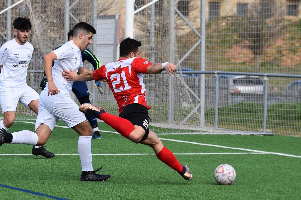 cdmpizarrales's tweet photo. 📸 Jornada 22
🇵🇪 Aficionado B
🆚 CD Hergar

#reportaje #grafico
#fotografia #aficionado
#hergar
#futbol #soccer 
#home #matchday
#nuncadejesdeluchar 
#nevergiveup #team
#rojiblanco 
#rojo #blanco #negro
#salamanca #pizarrales
#cdmp #vamospiza https://t.co/yI7jhcDxmg