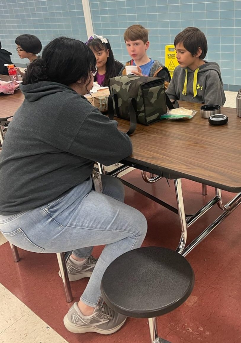molliejoneseci1's tweet photo. I spy a 2x10 in action!!! #everystudent #ibelonghere #connectbeforecorrect #rossmovesmountains @RossRamsECISD https://t.co/Gcfd9no0xZ