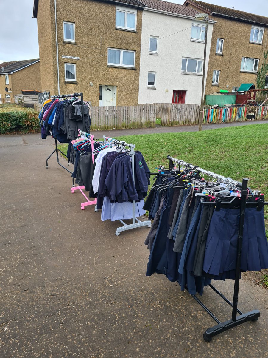 carmondean_ps's tweet photo. Don’t go and buy new uniform for the final term. We have a huge selection available within school that we will be bringing out to the gate this week. Help the environment (and your pocket!) by reducing waste and taking some of our pre-loved items for free! @WL_Equity https://t.co/3OKcQ7JWwu