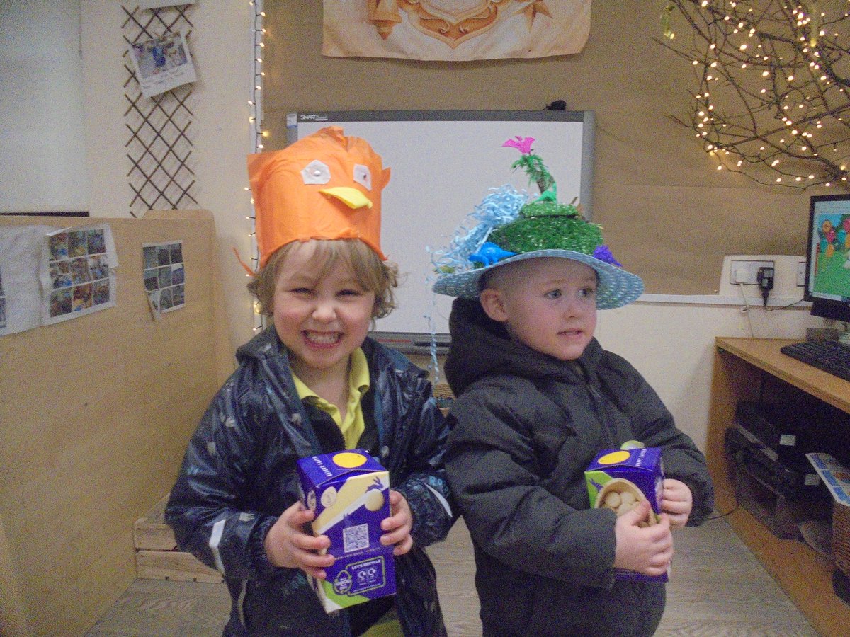 DunipaceNursery's tweet photo. Our Easter bonnet PA competition winners.👏 https://t.co/op83yn2t7e