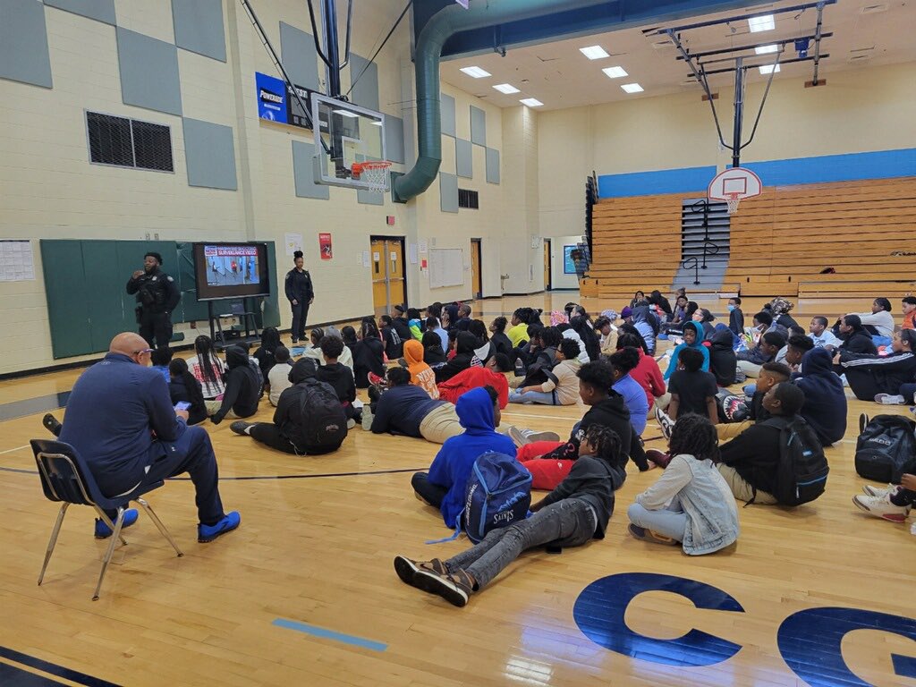 MiddleCedar's tweet photo. Cedar Grove Middle School Career Day was phenomenal! Scholars enjoyed themselves and learned life lessons! @DeKalbSchools @DCSDRegionVII @Cgms_DCSD @DCSDSTEM @Daryl67 https://t.co/SmPoFMsNgY