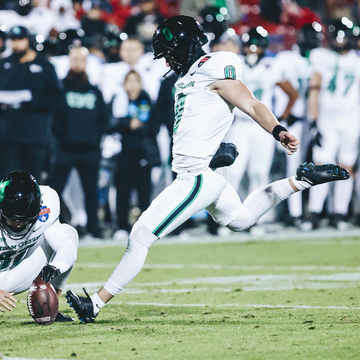 FriscoBowlGame's tweet photo. Good luck to all of our Frisco Bowl alumni participating in UNT's Pro Day today! 💚
@MeanGreenFB | @MeanGreenSports https://t.co/XLnE9wfkGT