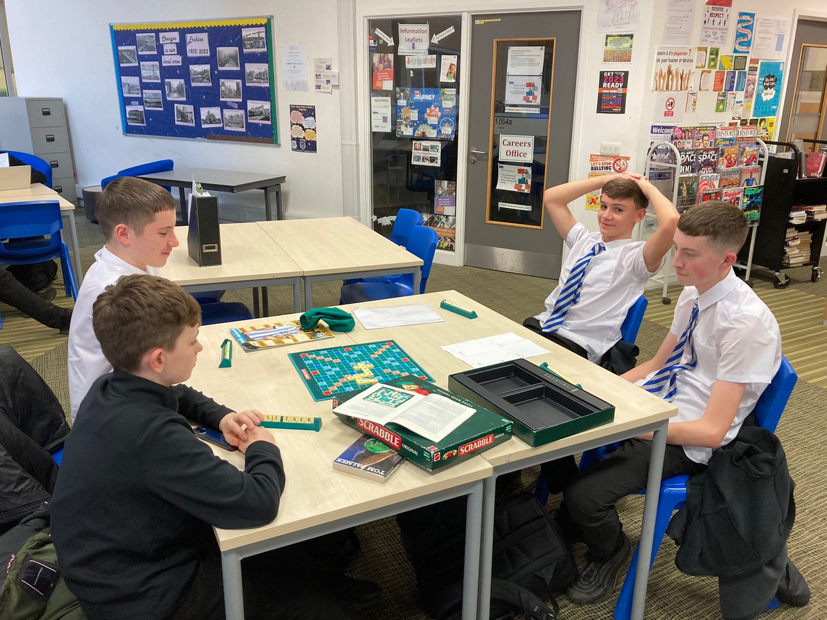 Park Mains English Department tweet media