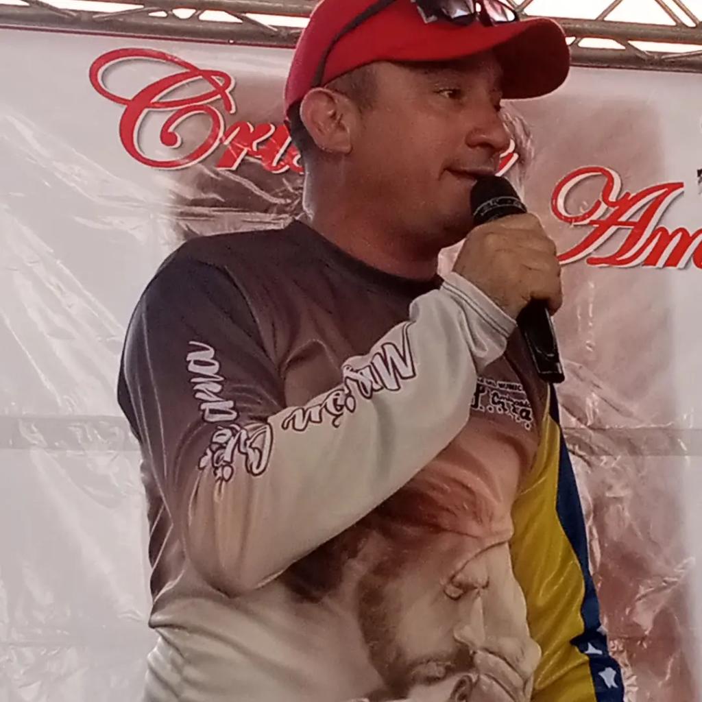 SecretaraDeGes2's tweet photo. Secretaria de Gestión Social Política
#Hoy
Realizamos la entrega del Plan General de Asistencia Social "Cristo Te Ama"  en los espacios de Centro Comercial Miranda. Beneficiando a mas de 400 habitantes Guareneros. 
#GuarenasSeLevanta
#Guarenastieneconque https://t.co/2wXqZRRamq