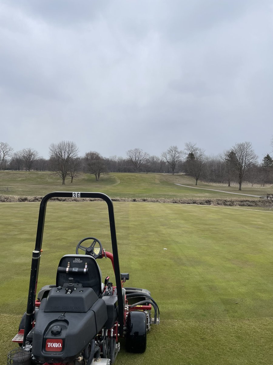 xArcangeloX's tweet photo. First mow of the season! Let’s goooo! https://t.co/g4uf8mfvRU