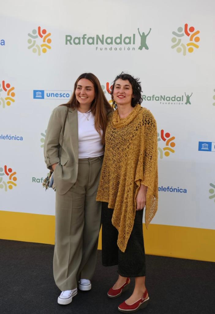 elarcanazaret's tweet photo. La @frnadal ha premiado nuestro proyecto "Transiciones educativas", basado en acompañar a las familias en el proceso de crecimiento de sus hij@s, mejorar la adherencia escolar, enfocando los cambios de etapa educativa y crear espacios de protección y formación para madres jóvenes https://t.co/qcLk1wF1Ma
