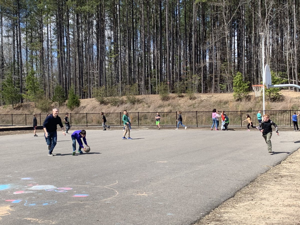 Ashley Waller tweet media