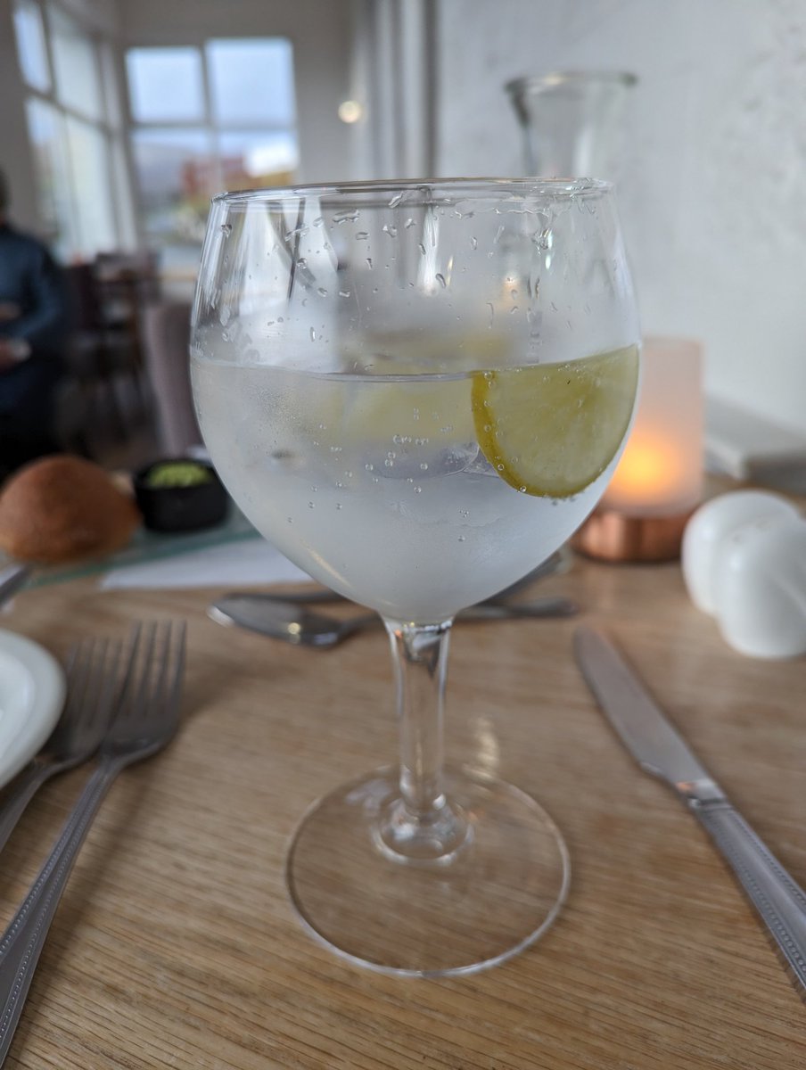 Downpour Gin + Tonic from.@NorthUistDistil aperitif in Uig Hotel and hoping the ferry to Lochmaddy sails in the morning