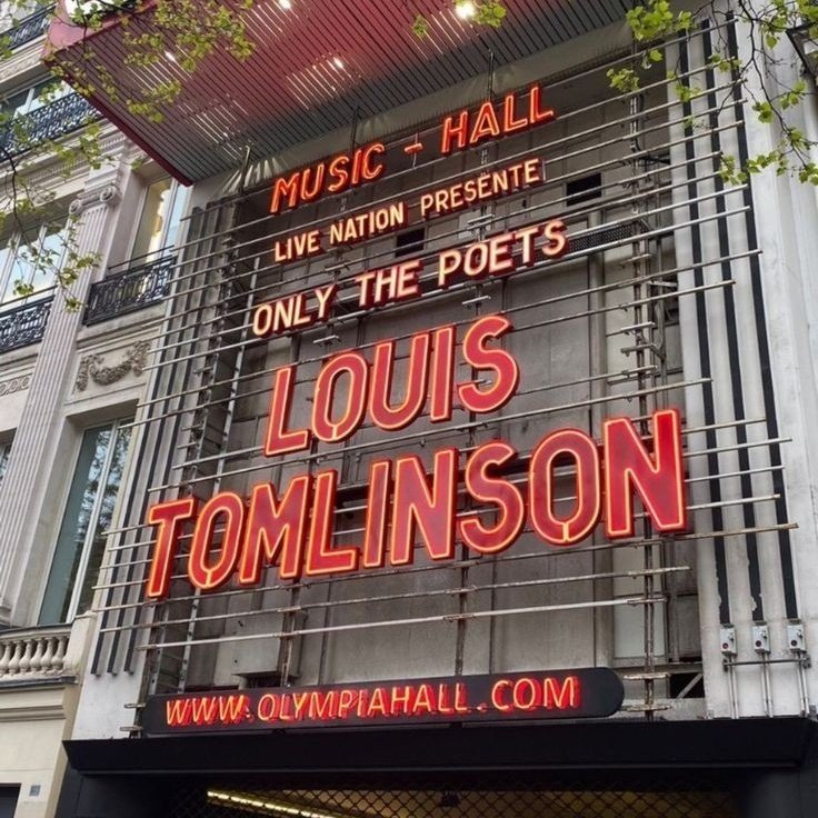 hourly louaylor ‧₊ (@hourlylouayior) on Twitter photo 