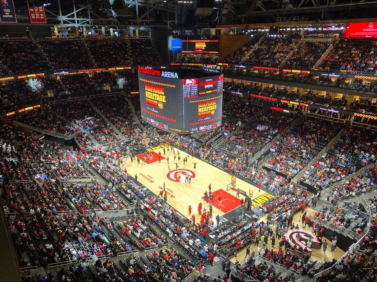 OneSourceV's tweet image. We want to thank all of our customers and Workday’s Atlanta team for joining us for a fantastic evening at the Hawks game last night. 
We&apos;re looking forward to hosting more customer appreciation events this year.

#AtlantaHawks #Customerappreciation #WorkdayPartner