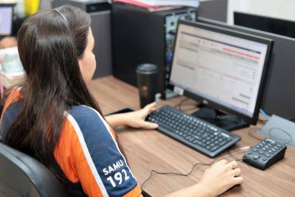 TheThebtc09's tweet image. Gravação do Samu registra momento em que vítima de violência doméstica liga pedindo uma pizza para sinalizar socorro em Araguaína; OUÇA

#DOMÉSTICA #grava #momento #pedindo #REGISTRA #violência #vítima

soudepalmas.com.br/cidades/gravac…