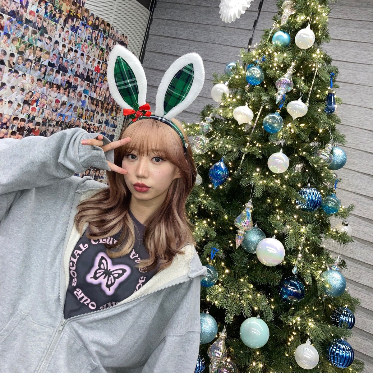 lockeycafe's tweet photo. ★ new order ★
order: milles crepes matcha
for: @zoeyaluv66
from: zuu @5ecretNumber
message: “kangen ibu guru” https://t.co/H4troSa3oG