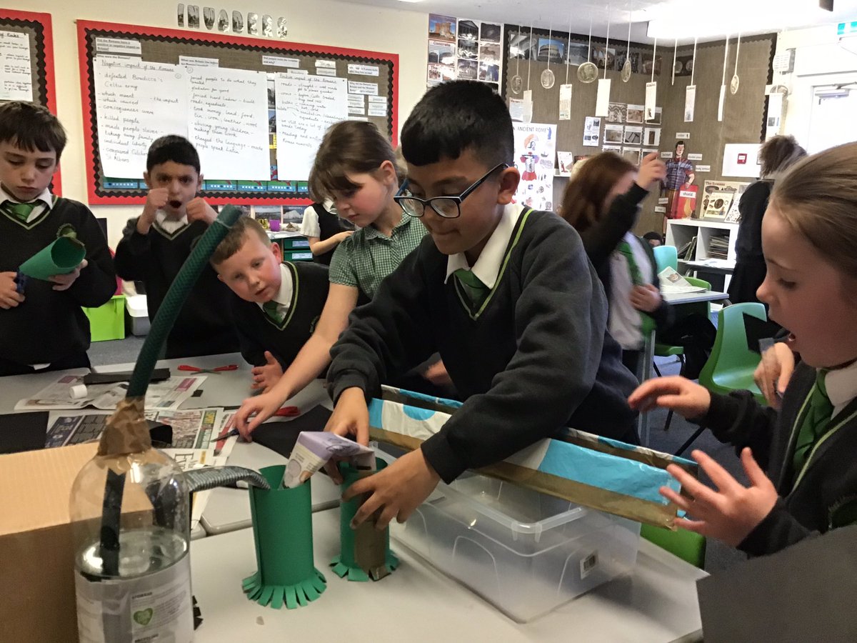 LindenRDCedar's tweet photo. After all our research and testing, we started to build a model aqueduct! 🏛@Linden_DT #engineering #bridges #aqueducts #arches #Romans https://t.co/ryRVyPepRj