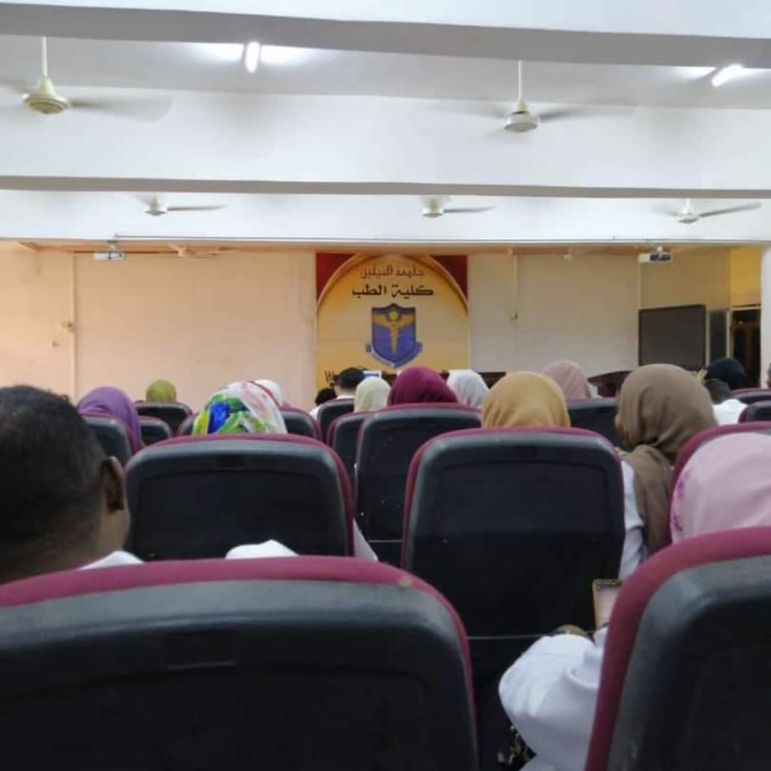 مابين أقسم بالله العظيم أن أراقب الله في مهنتي 
إلى والله على ما أقول شهيد
هان على قلبي كل تعب أوصلني لما أنا عليه اليوم ما كان هيّنًا ولكن الله سهّل الحمدلله♥️
يانجوم السماء 
ياجميع الانم 
اشهدوا هذا المساء
أنني قلت القسم♥️
مرحبا يا أولى خطواتي ويا أعظم حُلُم 🩺
#Day_to_remember