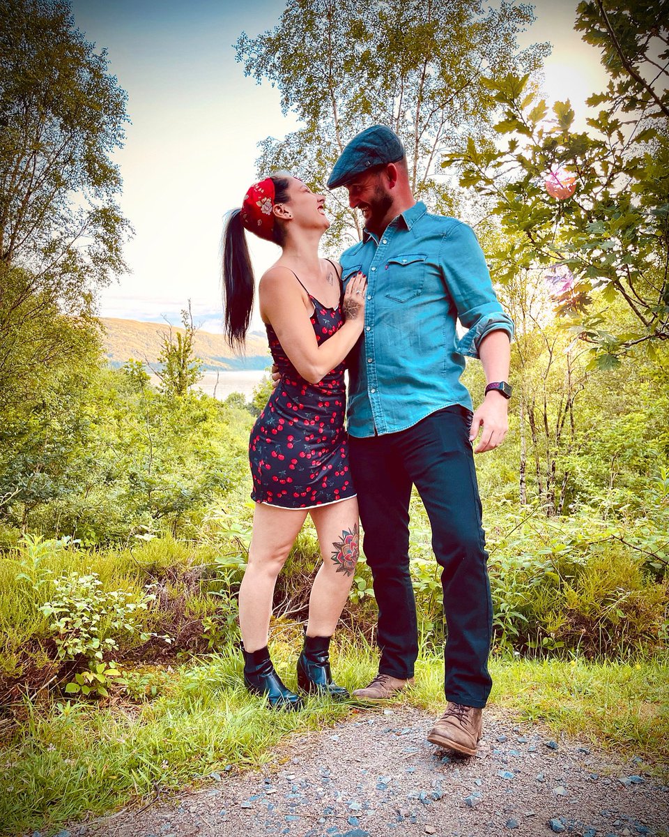 Never happier 💙💜🪢
.
#retro #couple #tattoo #girlswithtattoos #happiness #menwithbeards #beards #love