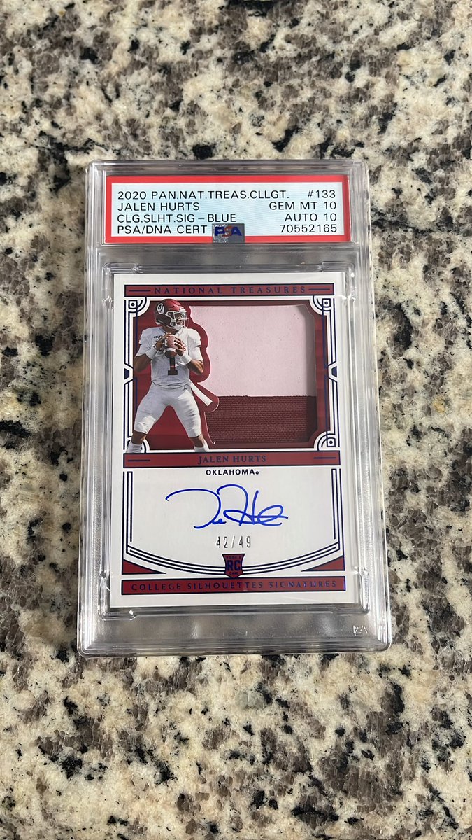 Pop 1. One of my top Ultra Modern collectables
@CardPurchaser #thehobby #nationaltreasures #panini #eagles #sooners @JalenHurts
