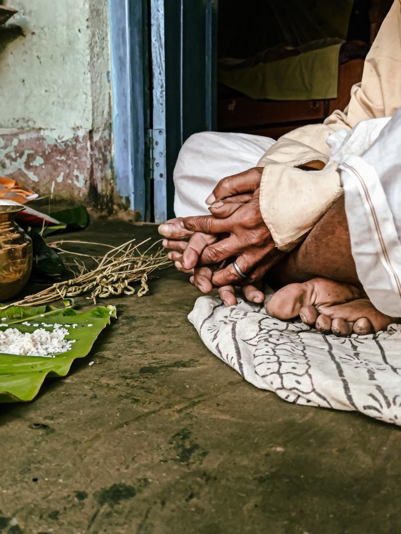 Moksha: The last Chapter
.
.
Device <a href="/RedmiIndia/">Redmi India</a> 
Pindle Post:- pindle.io/web/share?sid=…
.
.
#NFTCommunity #moksha #mobilephotography #fal2grapher #nftart