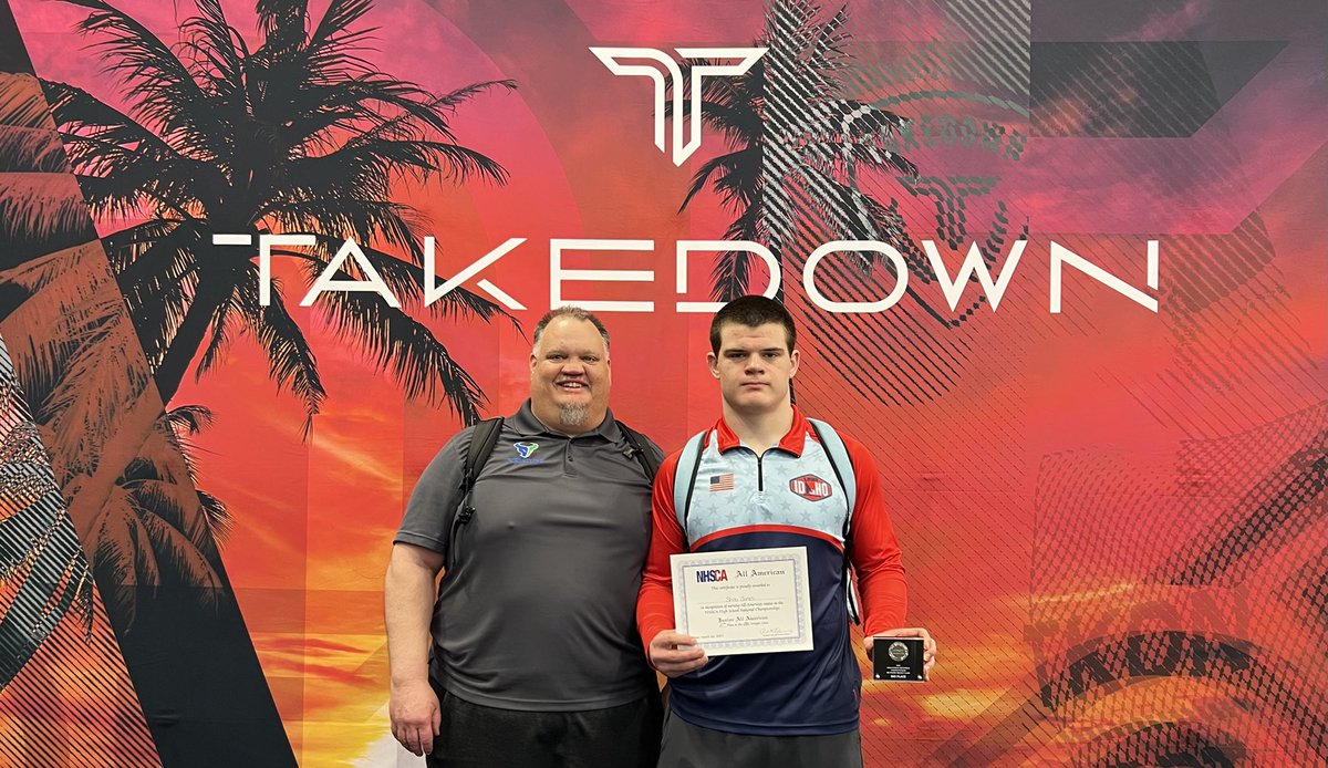 ShiloJones8's tweet photo. Took 3rd at NHSCA as a junior https://t.co/m8X5sb7zpD