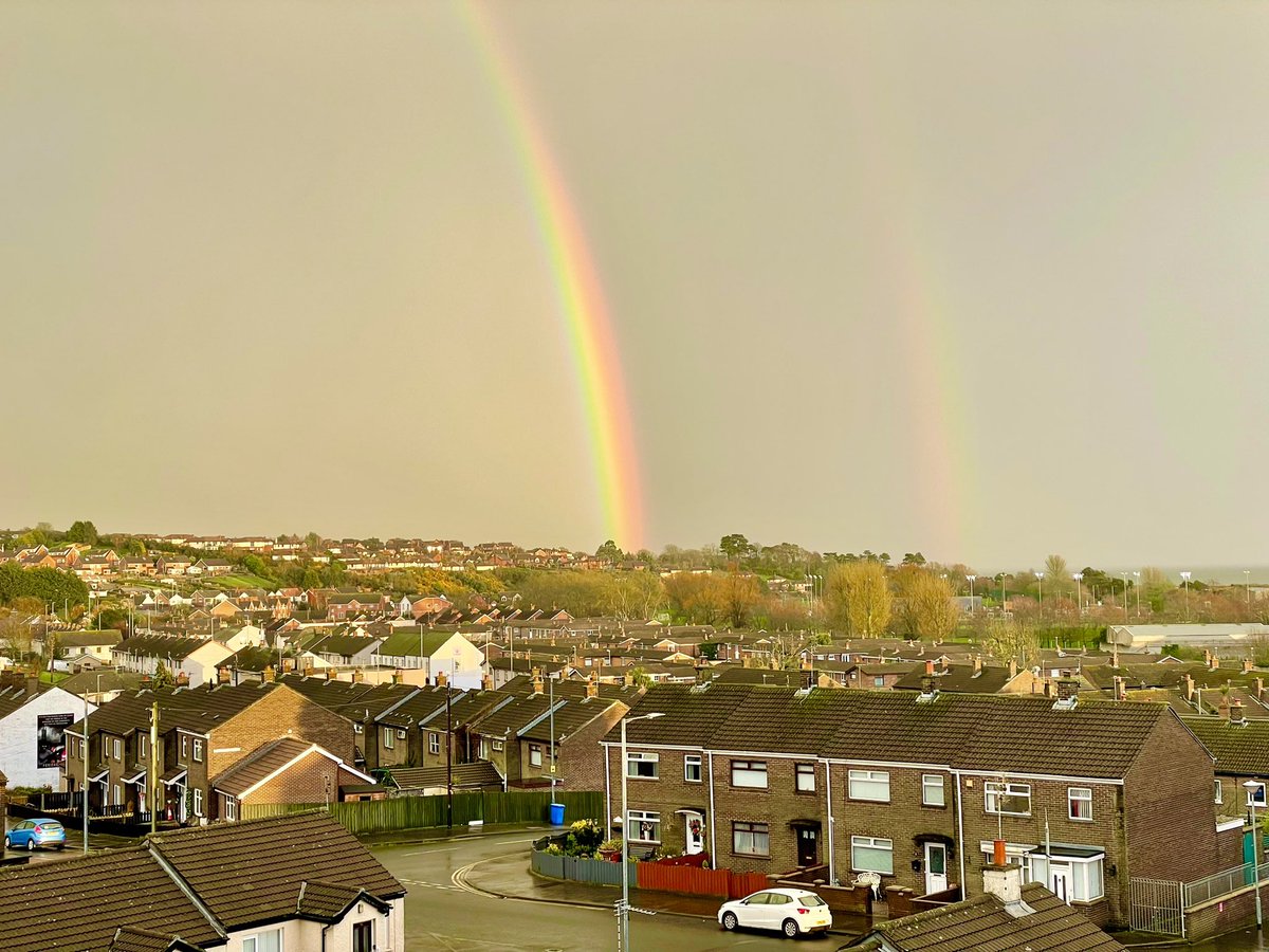 Newtownards double rainbow. Hopefully a sign of a violence free night…