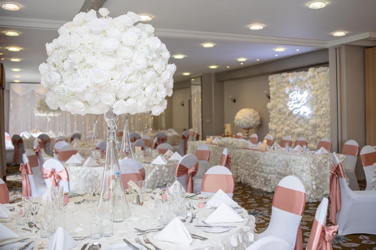 Clarion Charlecote Pheasant tweet media