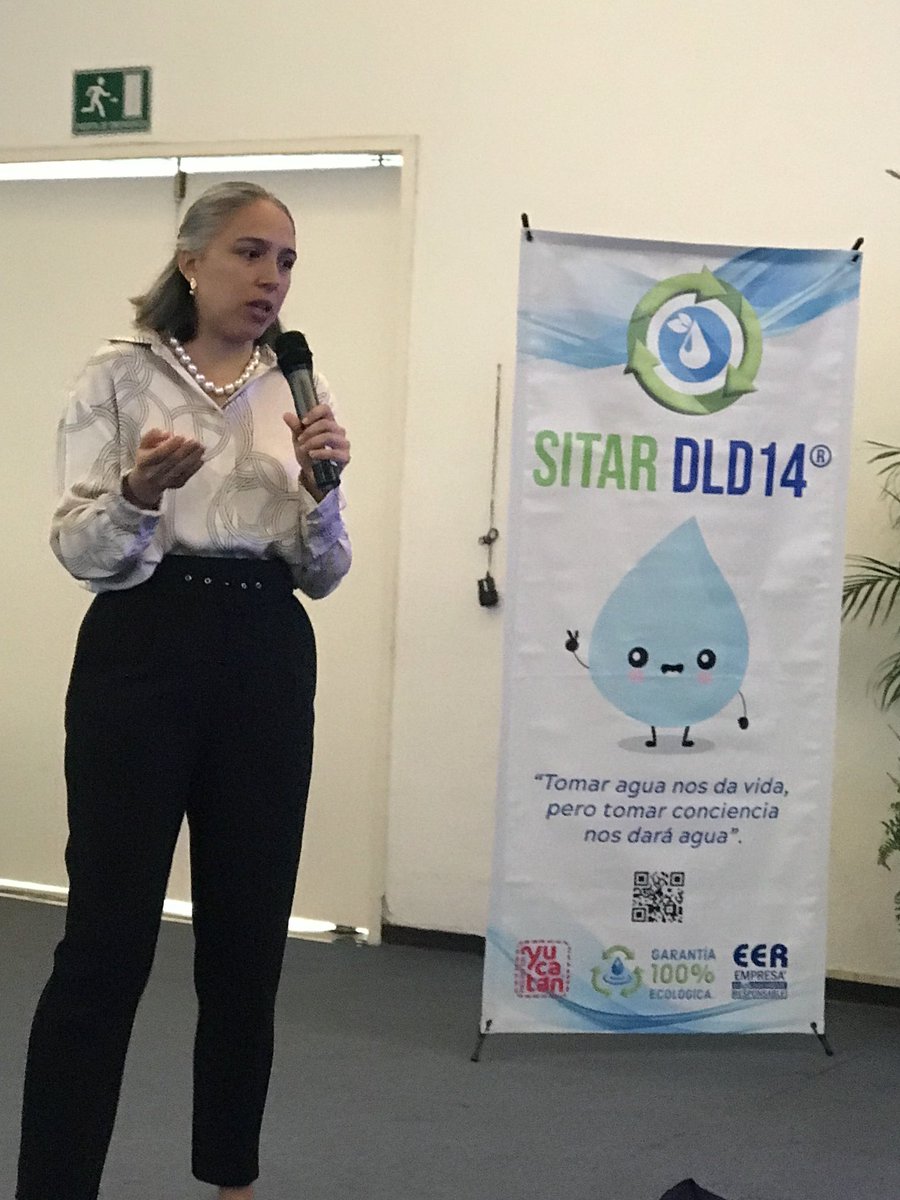 NavarreteDwight's tweet photo. Plática impartida la Mtea Alejandra Bolio Rojas en un evento más de DLD14 https://t.co/DPgKOHs3Fl