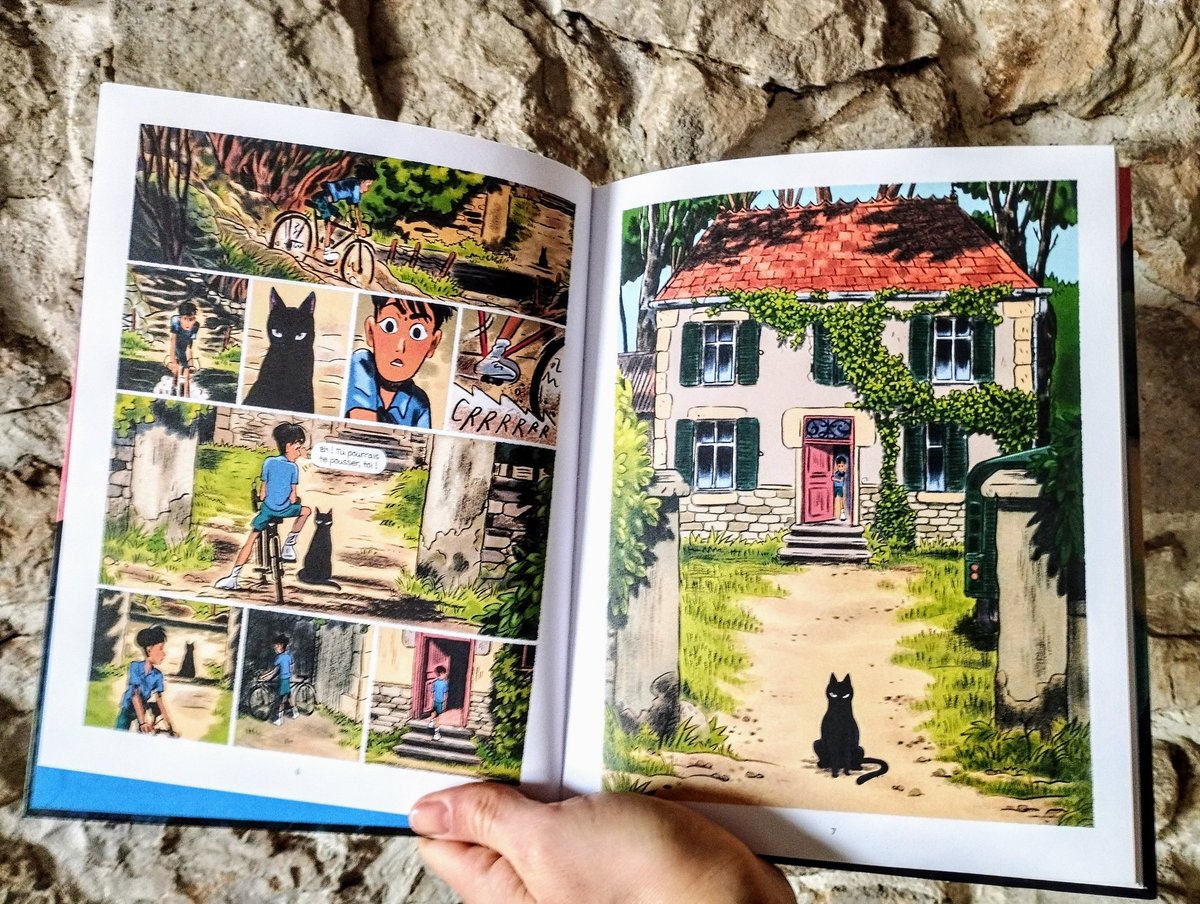 RemiNoTsundoku's tweet photo. Que c'était bon ! Parfaitement dosé dans le rythme, la montée en puissance, la gestion de l'intrigue et du fantastique, le graphisme et les ambiances. Court, incisif, effrayant. À lire dès 10 ans.
Les Chats
Gwénaëlle Boulet & Mélanie Allag d'après Marie-Hélène Delval
#LectureBD https://t.co/49IgriFrWv
