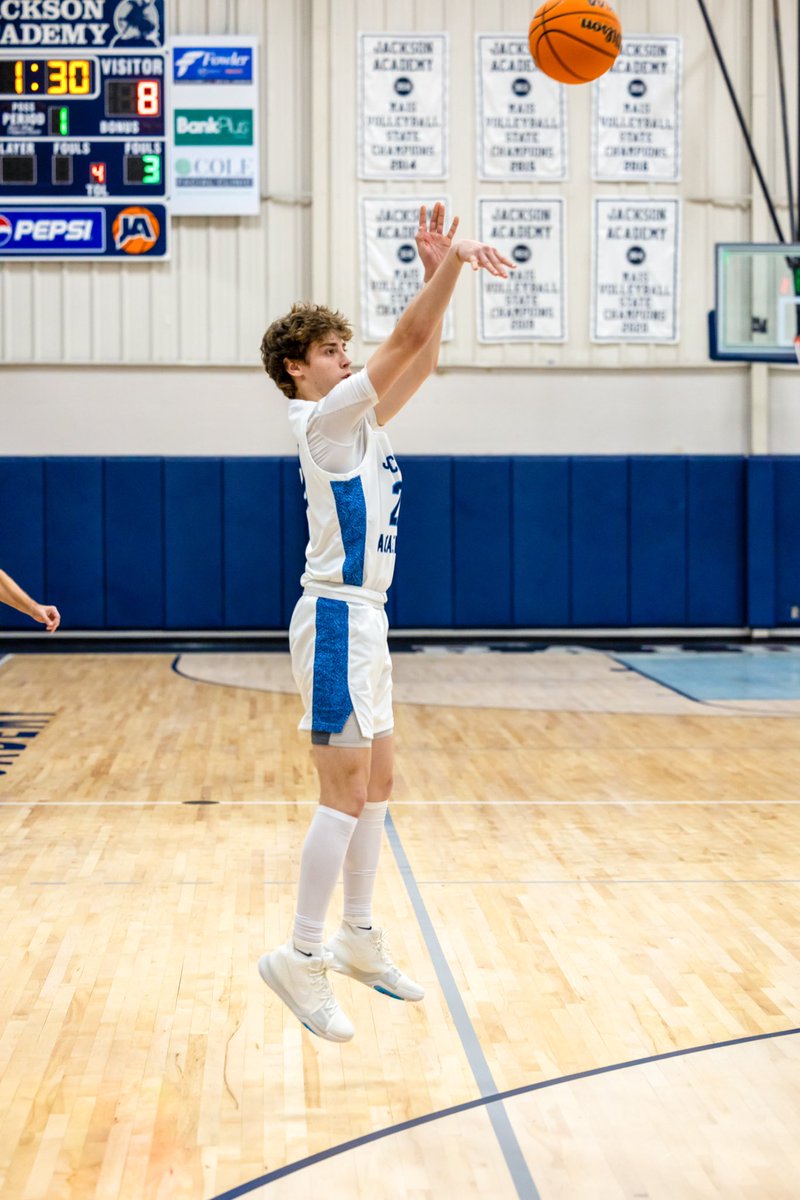 JacksonAcademy's tweet photo. Basketball Shooting Camp has been rescheduled for Good Friday, April 7 from 9am-12pm 🏀
It is open to boys and girls, both JA and non-JA students for grades first through seventh. The camp will teach the fundamentals of a good shot and many of the drills our varsity teams use. https://t.co/THhofWFQrg