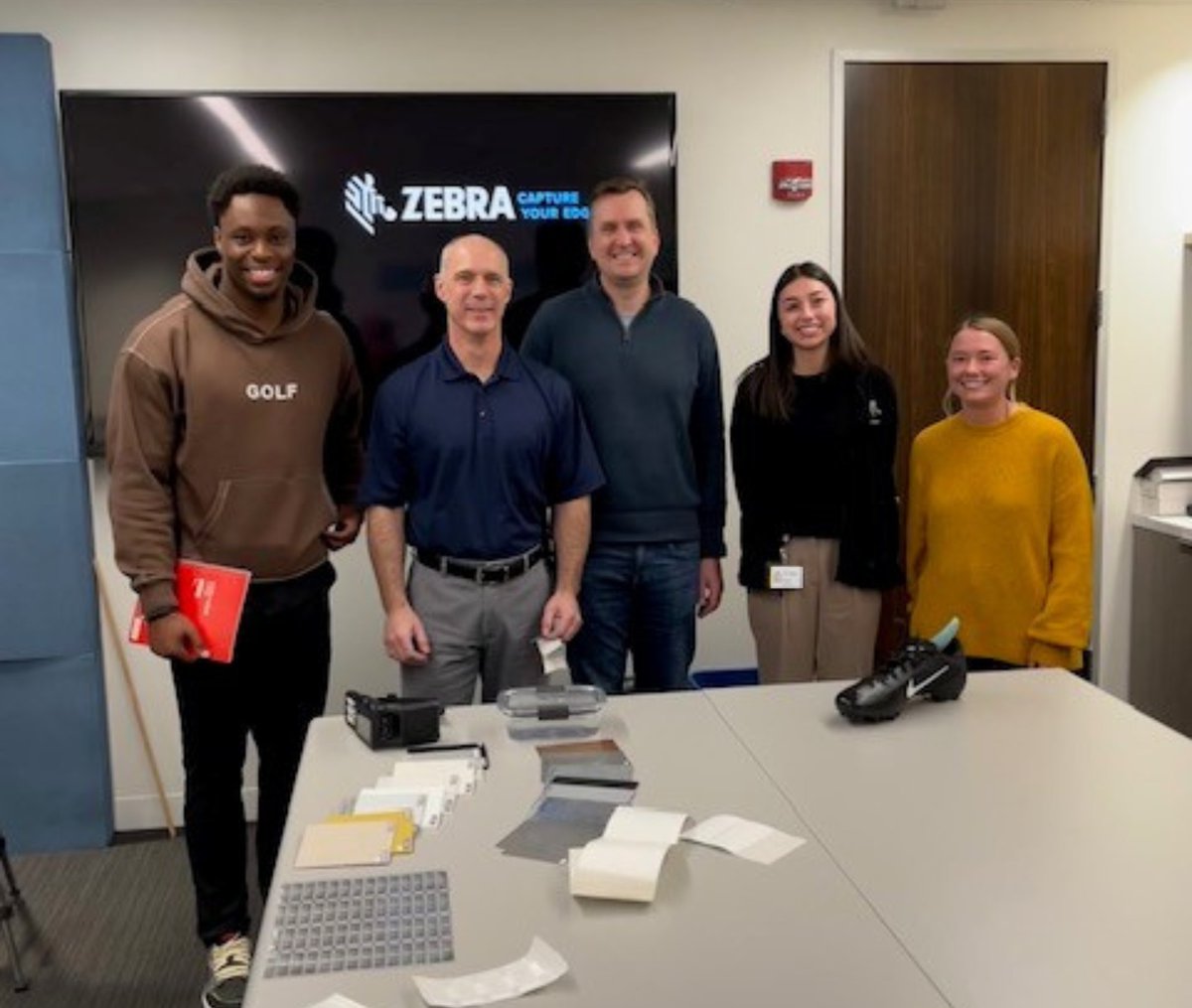 ZebraSports's tweet photo. .@ZebraTechnology was pleased to host @bengals player @jgunter94 as part of a week-long @NFLPA Career Experience. We shared an inside look at our innovative products and solutions while Jeff was able to shadow and network, learning what #LifeAtZebra is really like! https://t.co/0lpDyX6pQN