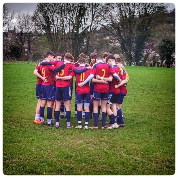 KLBSport's tweet photo. All of this, because of you.
A brilliant inaugural Robin Terrett Memorial match. A fitting tribute to a wonderful and inspirational teacher. Thank you so much to @cleeveschool_pe and @wottonrovers for making this wonderful event possible.
#ProudToBe #KLBFootball
@klbschool https://t.co/aQsnNh9z8m