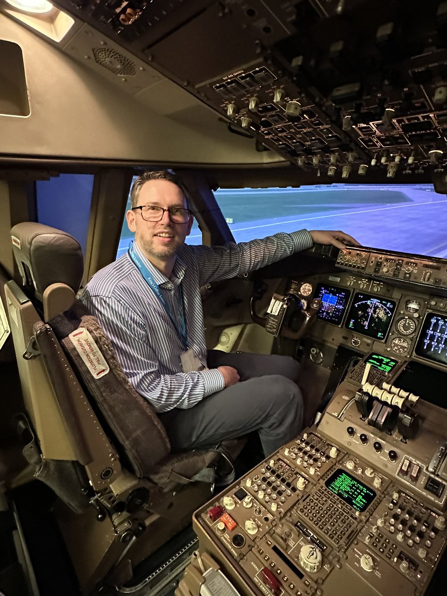 DrStevenKinnear's tweet photo. Fantastic Day flying the Queen of the Skies in the Simulator!

Exhausted now!

#avmed #avgeek #aviationgeek https://t.co/eP7gwm22sY