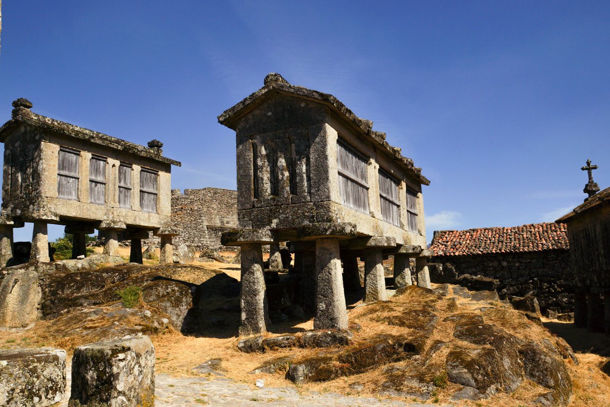 baardmannetje's tweet photo. Nog 49 dagen.

#Portugal #Espigueiros https://t.co/JPM7YfxjRr