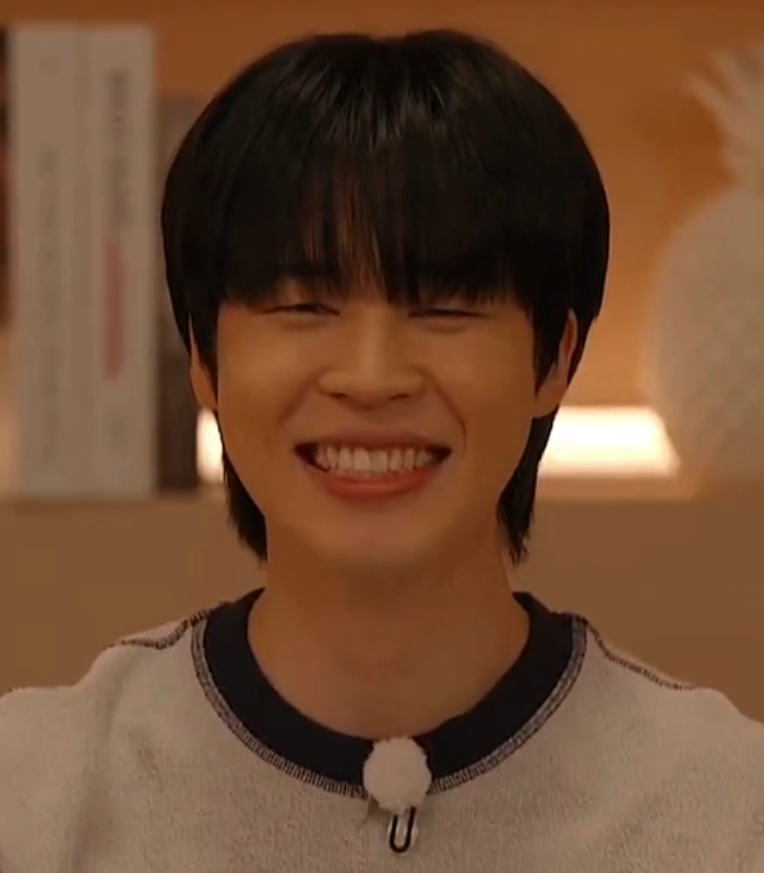 weejimin's tweet image. one of my favorite jimin smiles😭