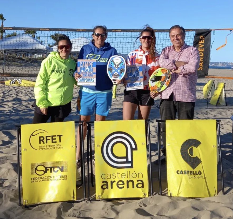 Bárbara Mingotes / Leticia Cervera

CAMPEONAS COMUNIDAD VALENCIANA
Categoría DOBLES ABSOLUTO