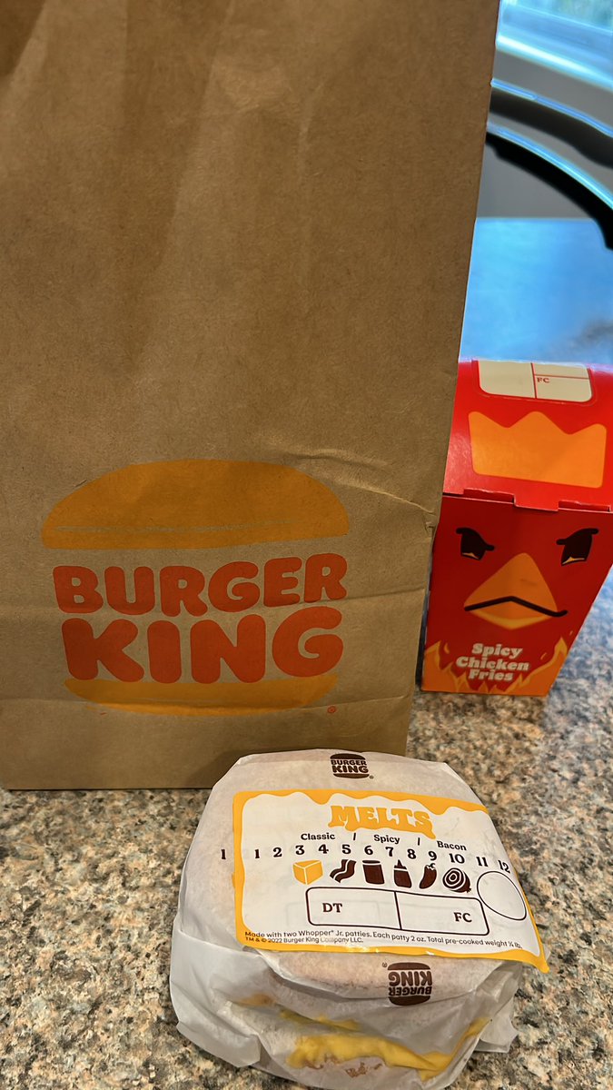 Magikpigs's tweet photo. Ever since I came out as a Burger King fan, family have disowned me, friends have blocked me, stores have refused service. But I am finally living as my unapologetic authentic self and I could not be happier.
DONT LET BIGOTRY CONTROL YOU! #whopperwhopper #yourule #LetMeBeMe https://t.co/eDuOqEymCF