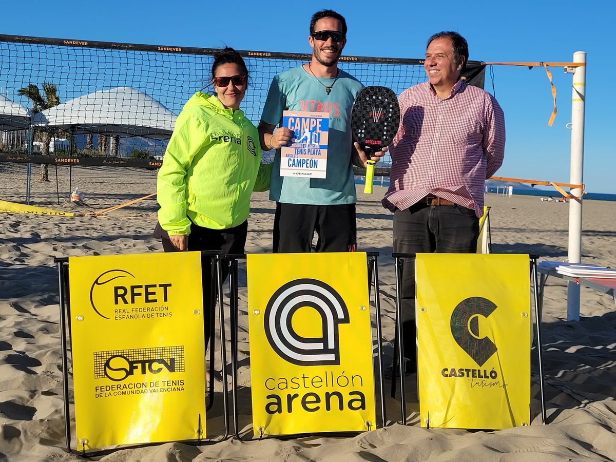 Dani Vivanco

CAMPEÓN COMUNIDAD VALENCIANA
Categoría INDIVIDUAL ABSOLUTO