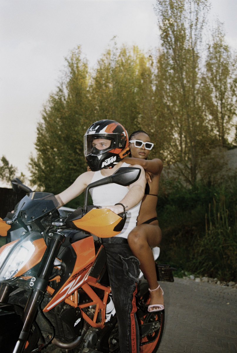 robzgalloway's tweet photo. Ride / Die @l0mbe 
📸 : me 
Captured on a Pentax MZ-50 on Kodak ColourPlus 🎞️ https://t.co/nJGq0OnjEG