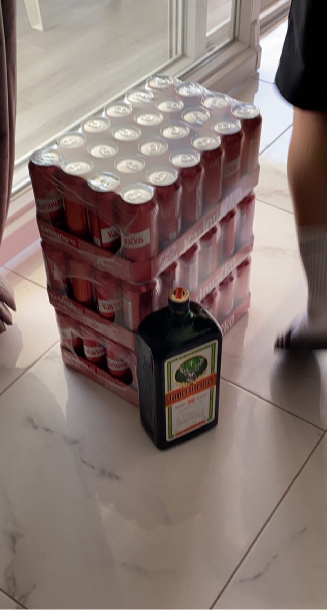 HyperDuck tweet media