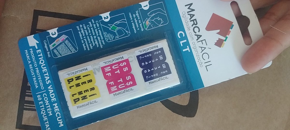 Esteffeen's tweet photo. Sinceramente, tô me sentindo uma otaria por ter pago R$ 40,00 nisso aqui. https://t.co/CiYAEIlmk8