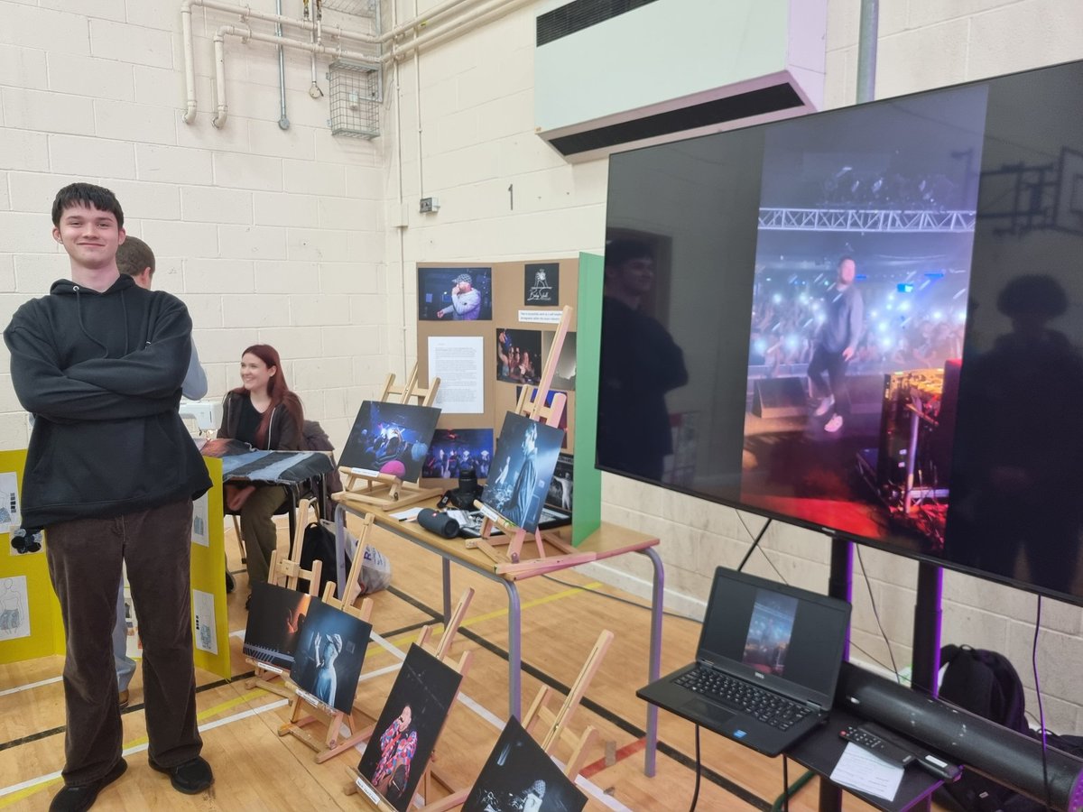 Lydiard Park Academy tweet media