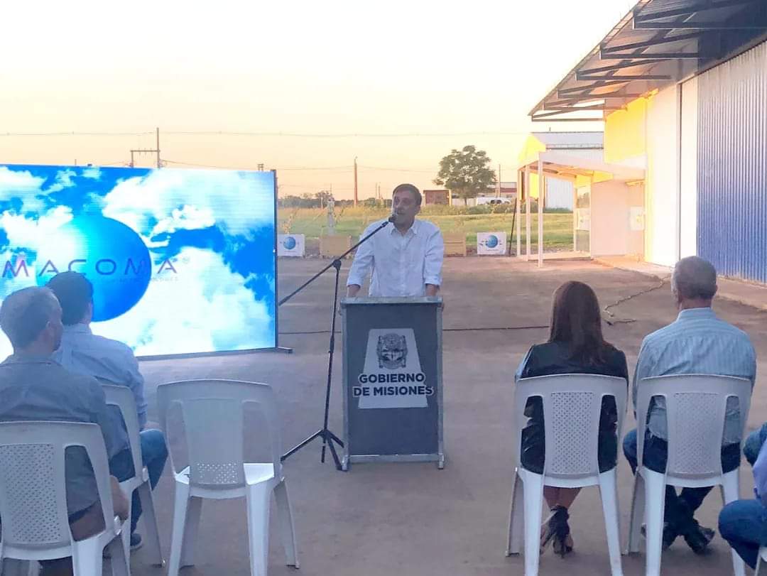 CCMisiones's tweet photo. Presentes en la inauguración de la planta de #MACOMA en @PIIPmisiones junto a Hashem Akbari, Premio Nobel de la Paz como autor colaborador del @IPCC_CH.

Luego lo acompañamos en su disertación "Paso gigante hacia la mitigación del Calentamiento Global".

#AcciónClimáticaMisiones https://t.co/TSbEtjby1q