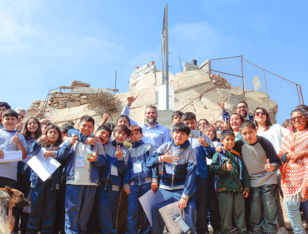 GetBlockGamer's tweet photo. #ContigoenCadaGota Felices por el exitoso cierre del proyecto Atrapanieblas de la JJVV Villa El Faro de #Coquimbo, actividad en la que participamos junto a representantes de @municoquimbo, alumnos del Colegio Santa María del Refugio y del Jardín Infantil Mundo de Paz. https://t.co/5UZThgWXHw