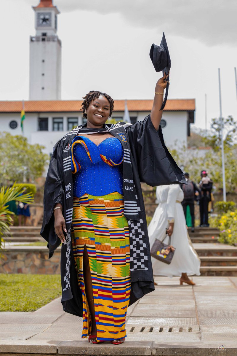 viccajuiceplus's tweet photo. I introduce to you the latest graduate 🎓 Masters in Marketing Strategy. A Ghanaian Entrepreneur  #juiceboss #vicca #ugbs #Viccaexperience #viccajuiceplus https://t.co/eq1iJeFykU