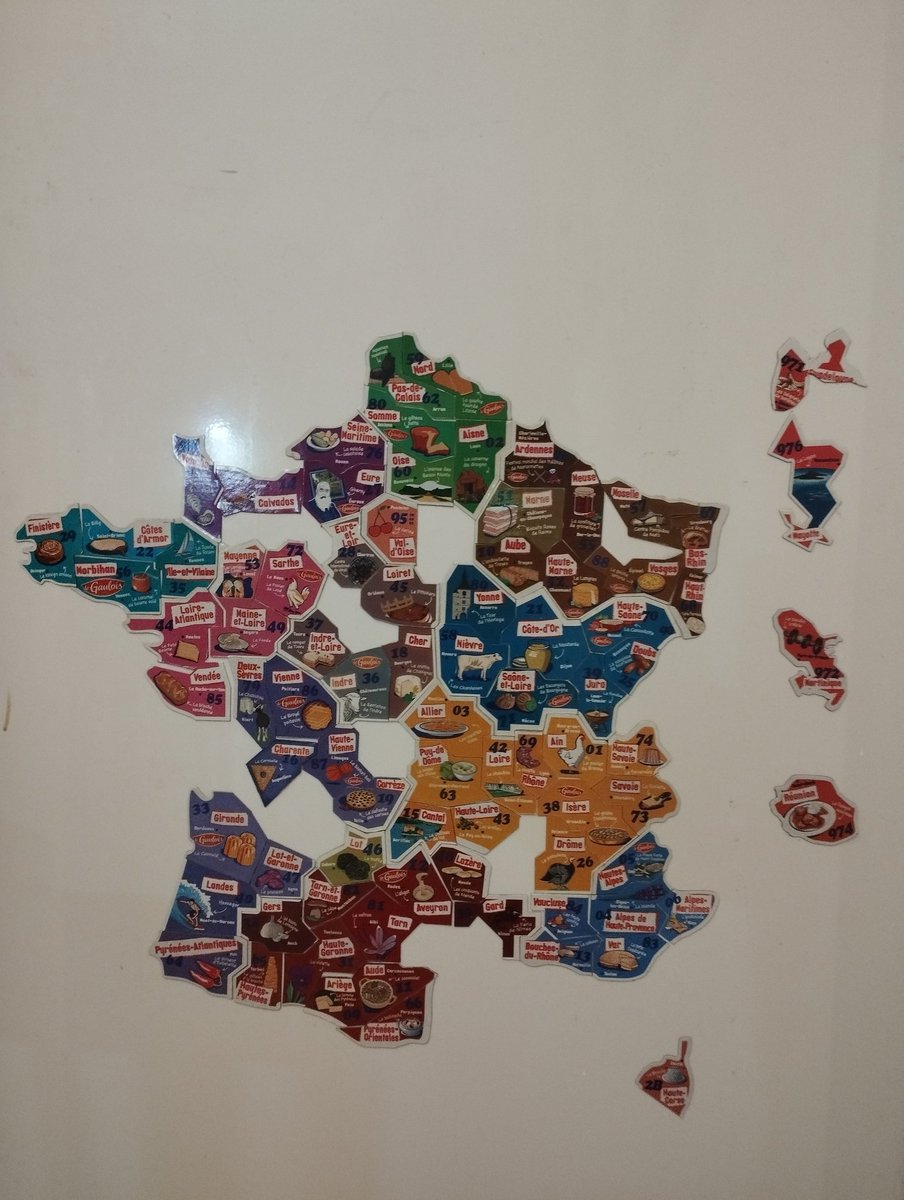 ⚠️ Je suis à la recherche de mes dernières vignettes Le gaulois afin de terminer ma carte de France ⚠️ 
Si vous en avez merci de m'en faire part pour qu'on puisse faire un échange . 
Mes vignettes manquantes : 
07 / 17 / 23 / 24 / 34 / 41 / 54 / 61 /  75 / 2A / 973