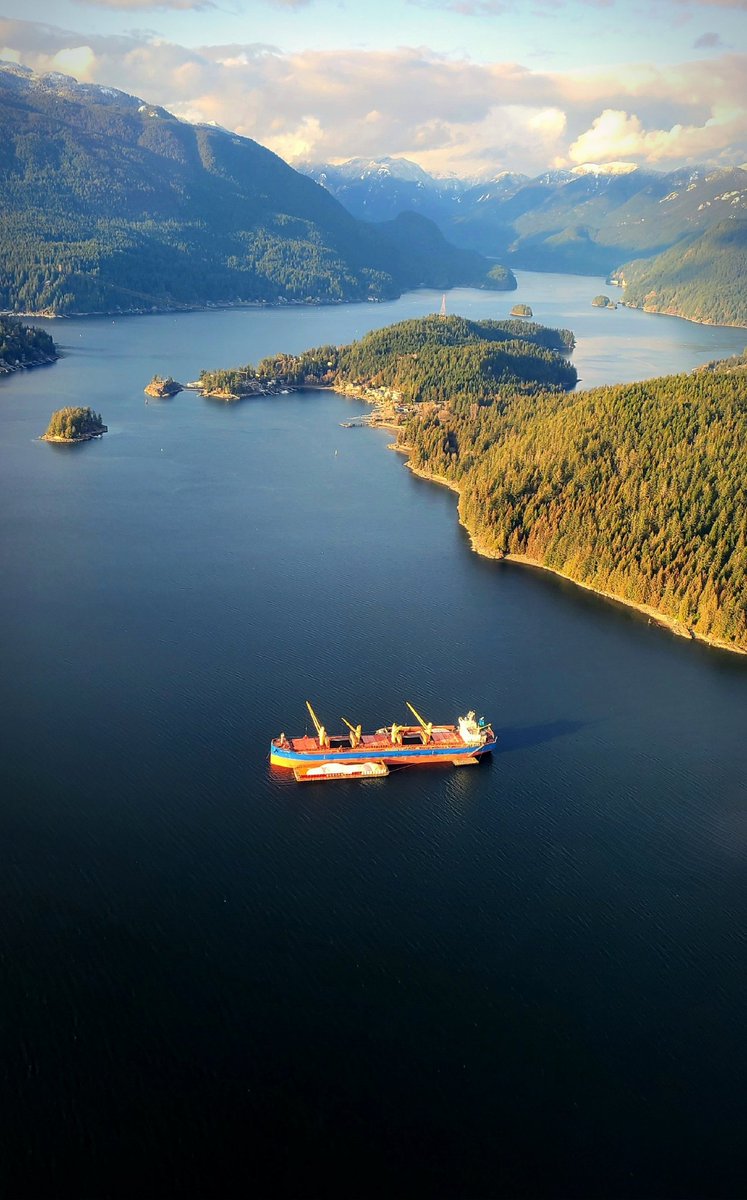 TrishJewison's tweet photo. Pics of areas around #Vancouver including #PointRobertsWA #WestVan &amp; #IndianArm 📷 https://t.co/hQCyO8cQvy
